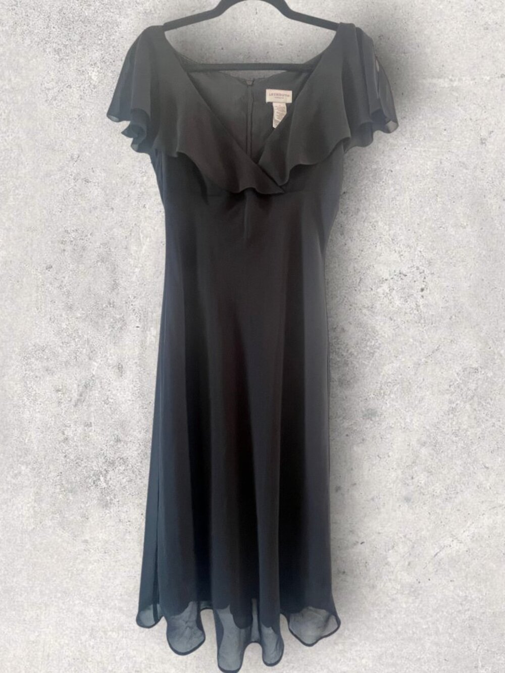✨ Liz Claiborne Dress | Black Chiffon Ruffle Off-Shoulder Midi Dress (10)